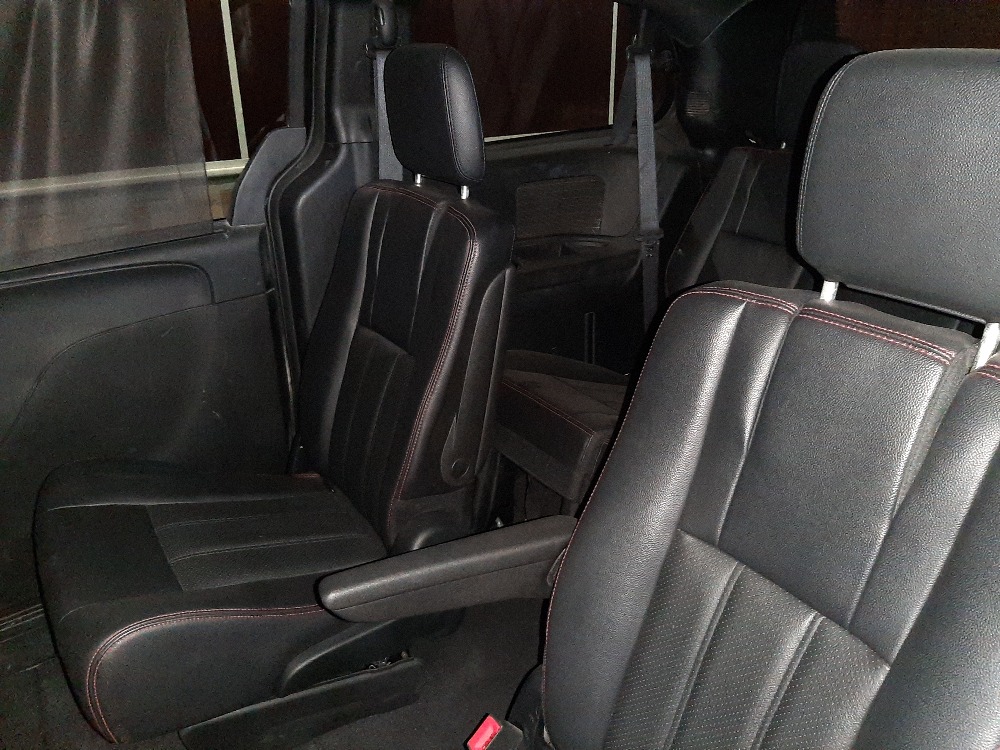 Dodge Caravan
